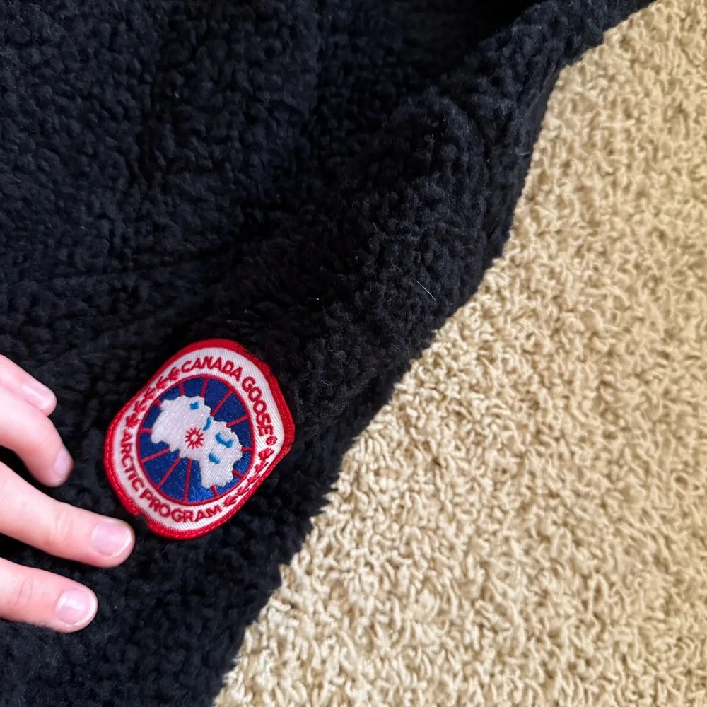 Canada Goose Renfrew Men’s Fleece Half-zip pull over - Picture 4 of 8